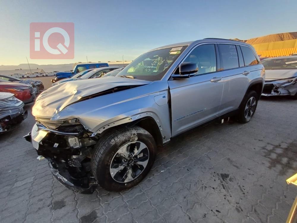 جيب جراند شيروكي